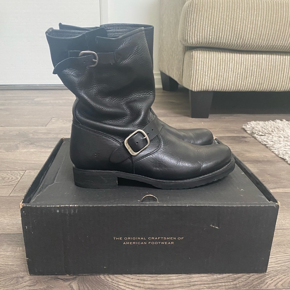 Frye Veronica Short Slouchy Boots